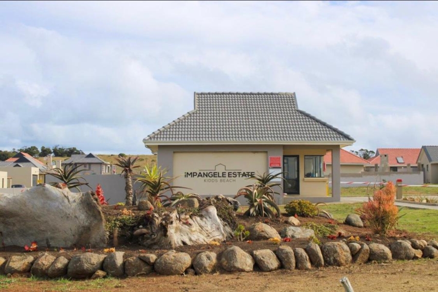  Bedroom Property for Sale in Kidds Beach Eastern Cape